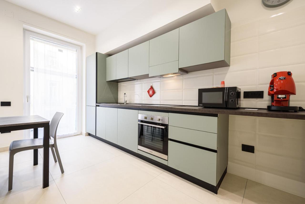 Apartment Via Niccolo Tommaseo 4 - 2 Naples